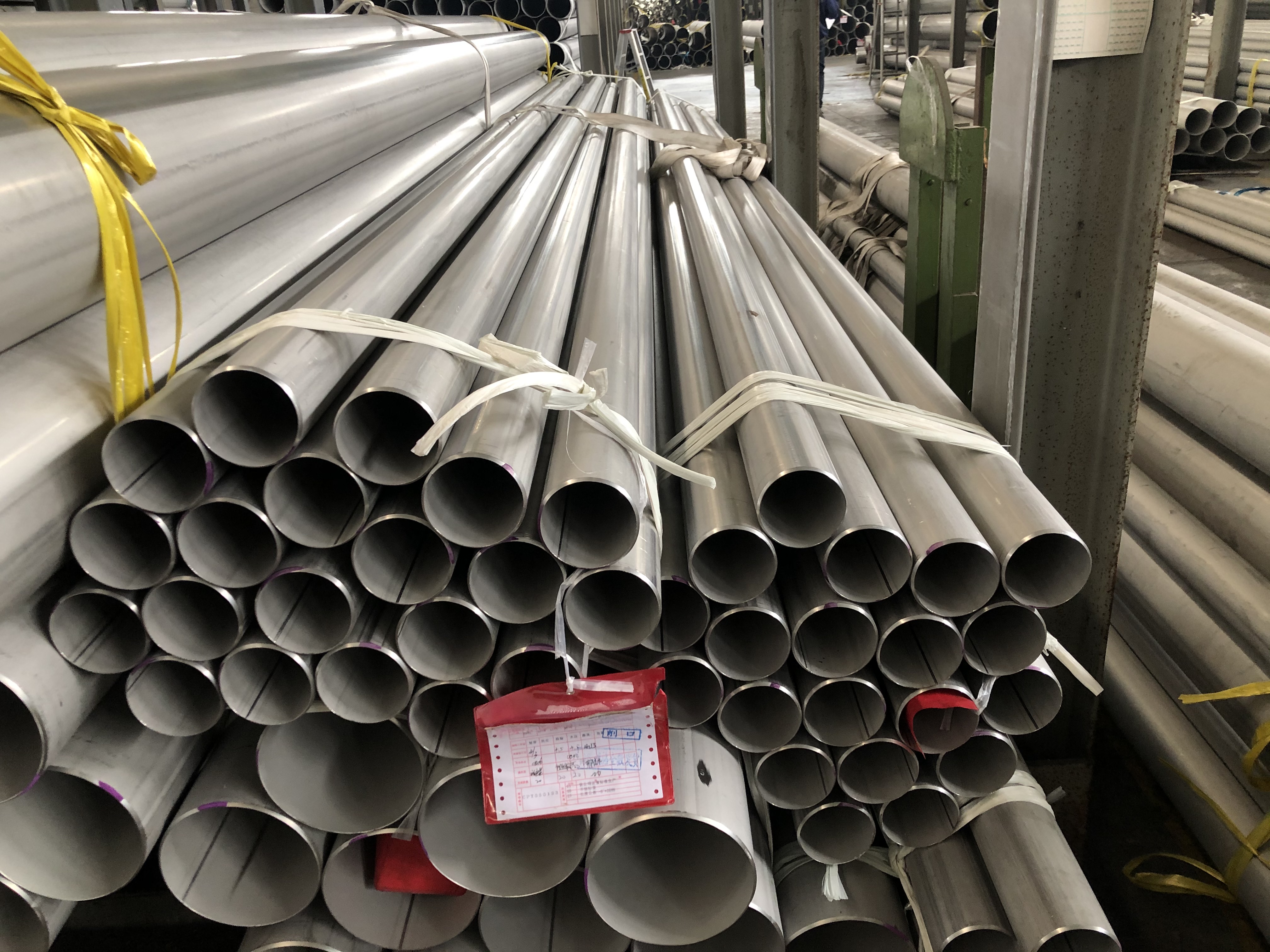 The production process of welded stainless steel pipe