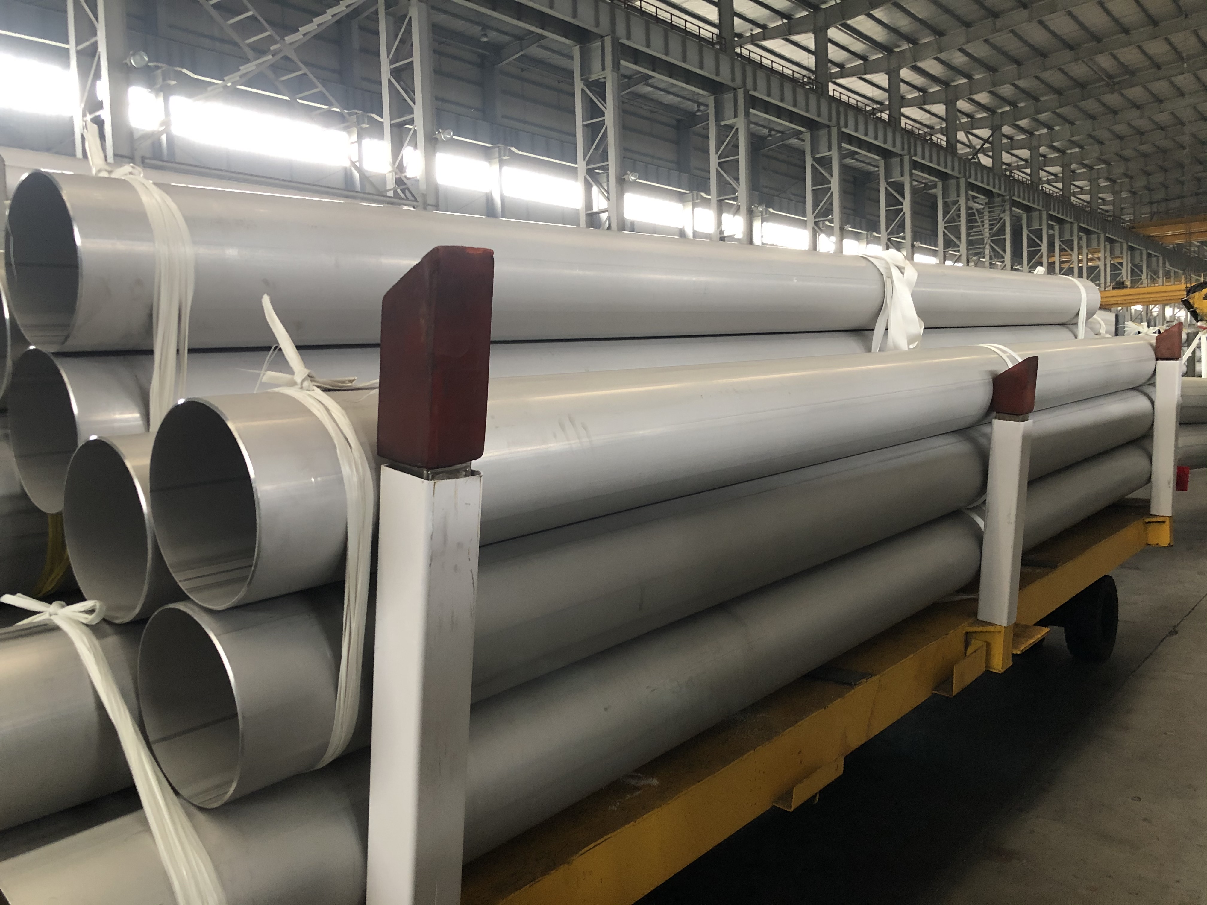 The Production Environment of Stainless Steel Welded Pipe