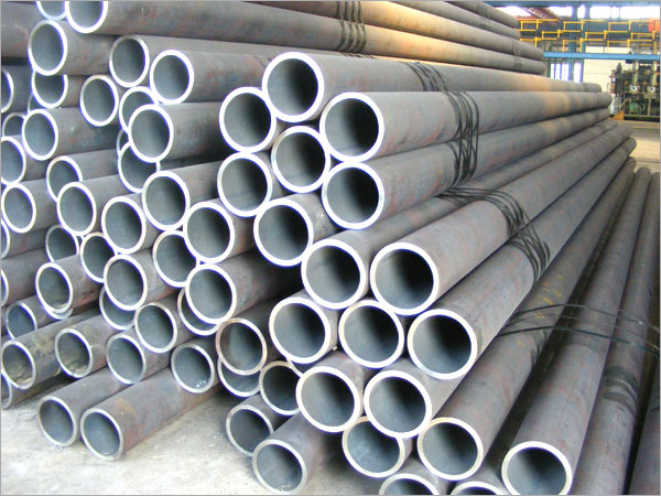 Derusting method of seamless steel pipe