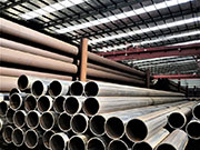 What are the basic requirements for the appearance of straight seam steel pipe welds and production temperature