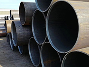 What are the common methods for welding steel pipes